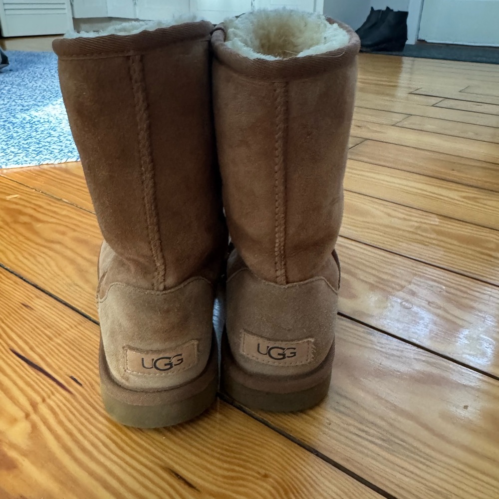 Ugg Boots Size 7 - image 4